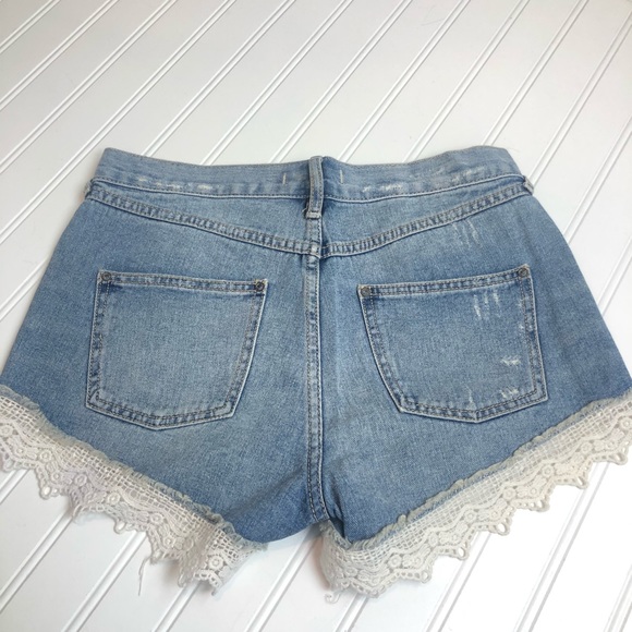Free People Distressed Denim Shorts - Picture 4 of 5